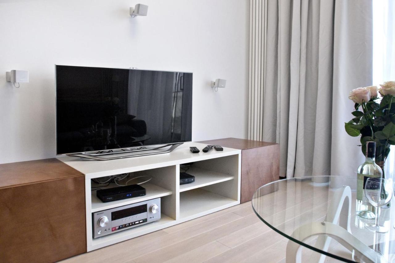 Triton Park Accommodation By P&O Serviced Apartments وارسو المظهر الخارجي الصورة